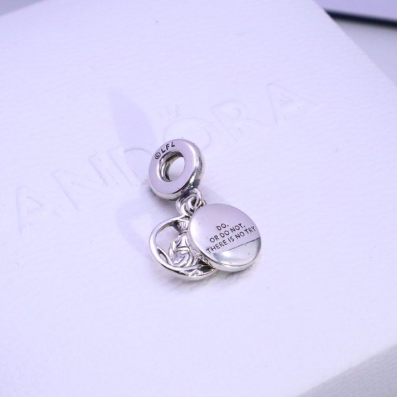 Pandora Star Wars™ Yoda Dangle Charm - Picture 3 of 4